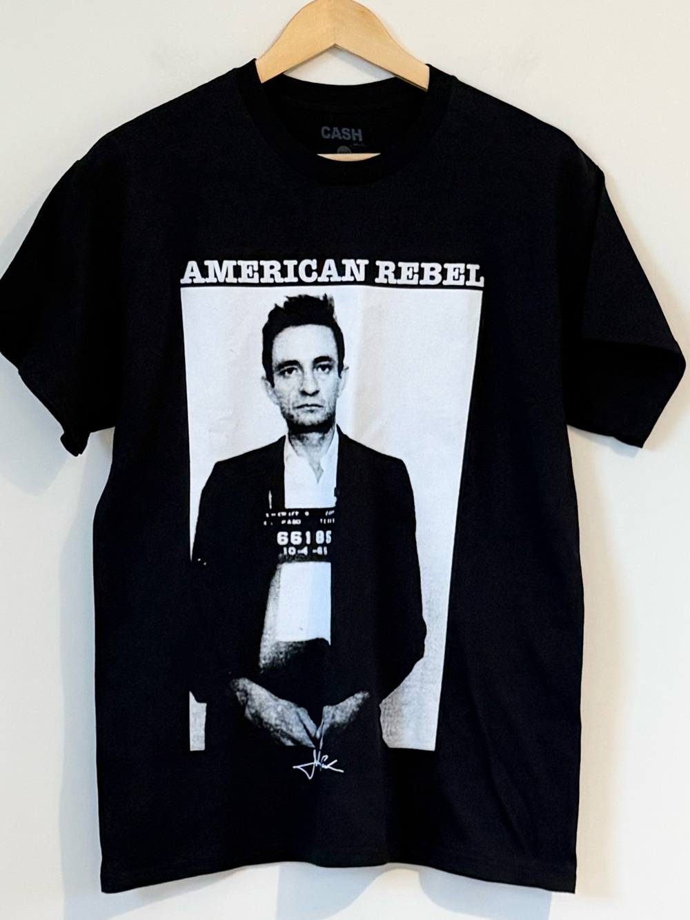 Johnny Cash American Rebel Mugshot Graphic T-Shirt Men’s Medium